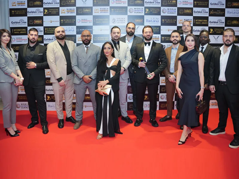 Banking chief executive recognized on stage